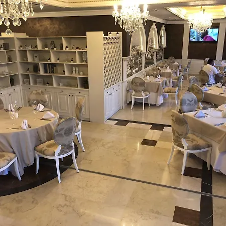 Florence Deluxe شقة فندقية 3*